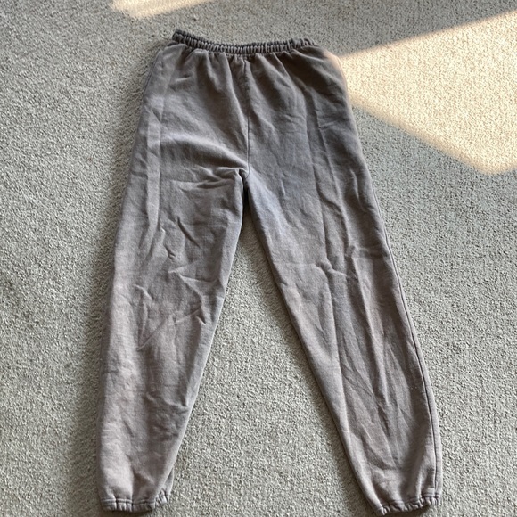 Brown Gildan sweatpants, One size - Picture 1 of 4